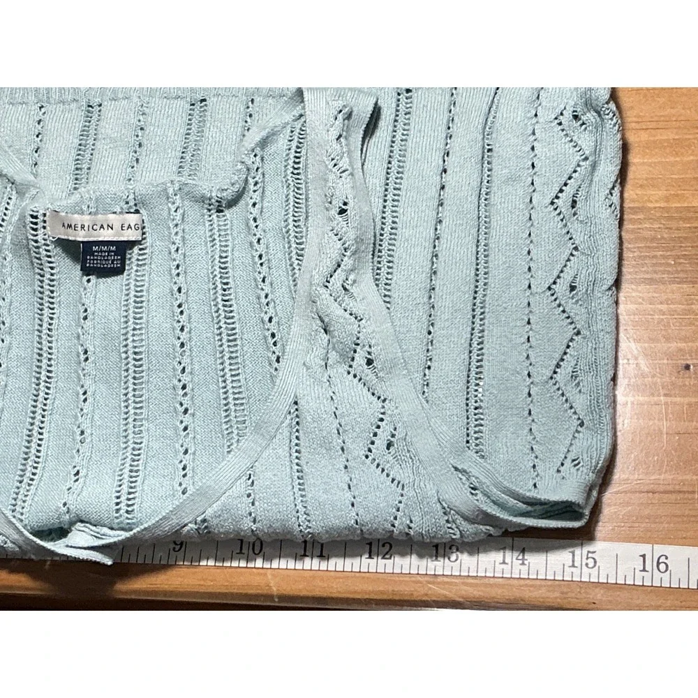 American Eagle Button Front Tank Top Size Medium Blue Knit Ruffle Hem - Picture 14 of 14